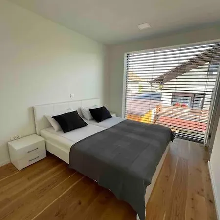 Appartement Modern, Spacious Near Centre